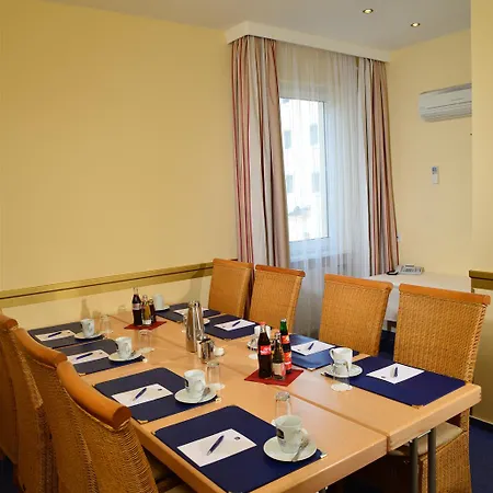 Western Zur Post Hotel 4*