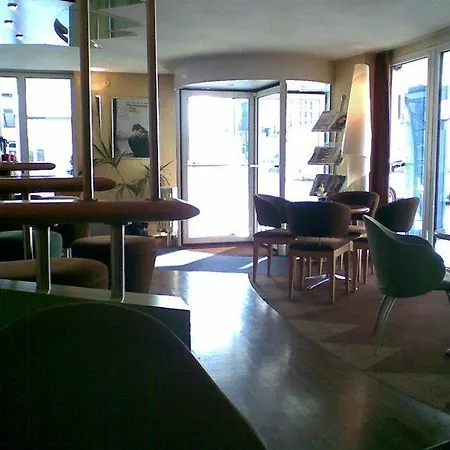 Hotel Western Zur Post 4*